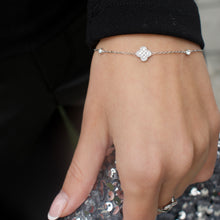 Naloži sliko v pregledovalnik galerije, Clover zapestnica