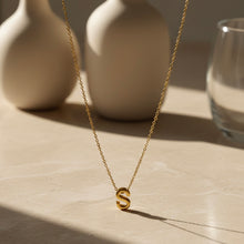 Load image into Gallery viewer, Mini letter necklace
