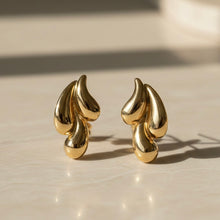 Load image into Gallery viewer, Drop earrings
