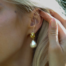 Load image into Gallery viewer, Bella earrings x TAJDA
