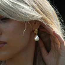 Load image into Gallery viewer, Bella earrings x TAJDA
