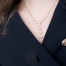 Load image into Gallery viewer, Clover necklace
