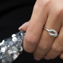 Load image into Gallery viewer, Silver knot ring

