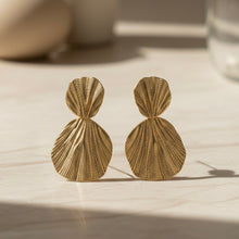 Load image into Gallery viewer, Gigi earrings x TAJDA
