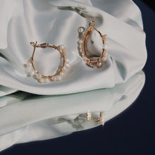 Load image into Gallery viewer, Diana earrings
